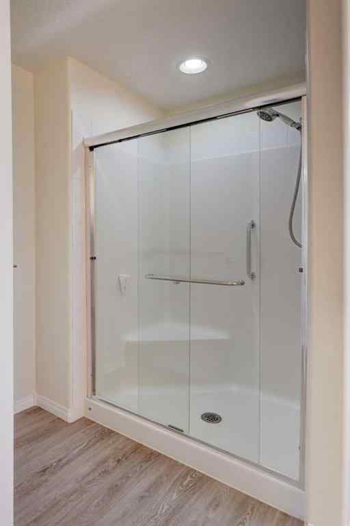 MLS® A2267125 - 46 Valley Creek Road NW in Valley Ridge Calgary, Residential