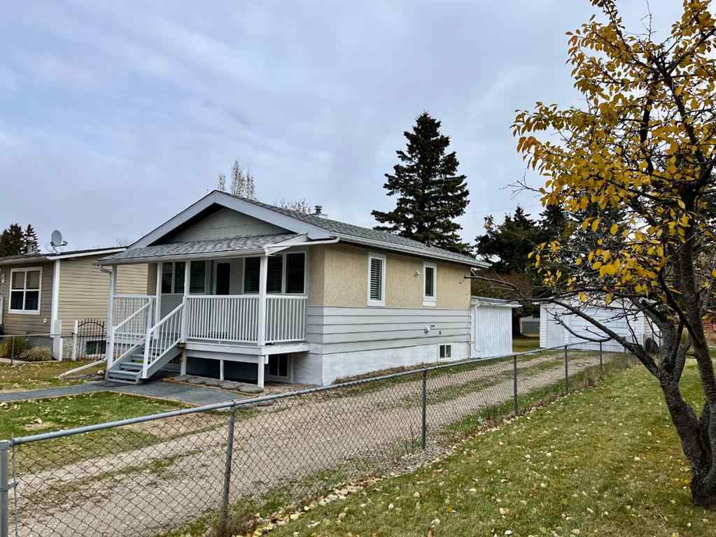 MLS® A2267127 - 5407 53 Street  in NONE Rocky Mountain House, Residential