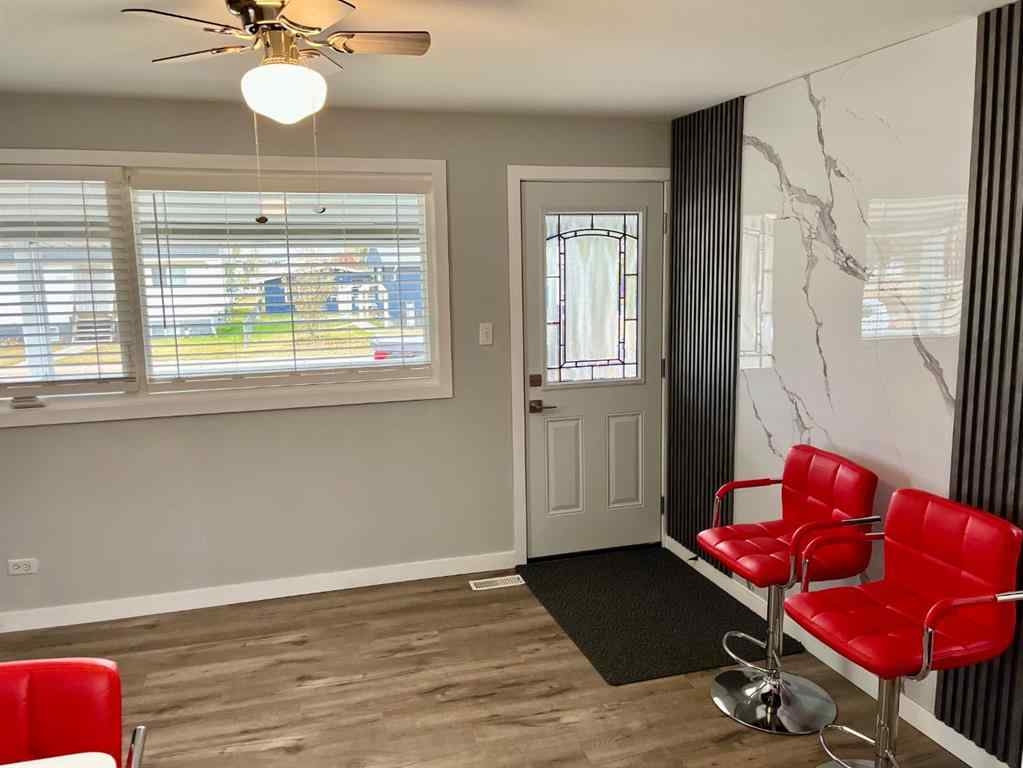 MLS® A2267127 - 5407 53 Street  in NONE Rocky Mountain House, Residential