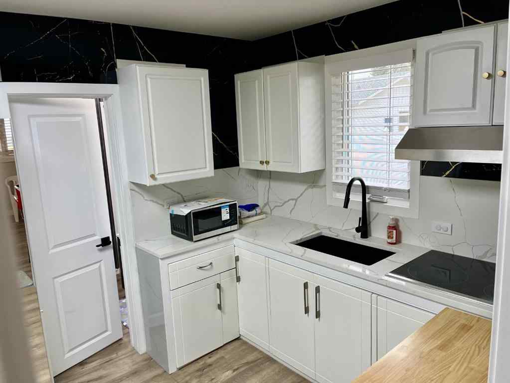 MLS® A2267127 - 5407 53 Street  in NONE Rocky Mountain House, Residential