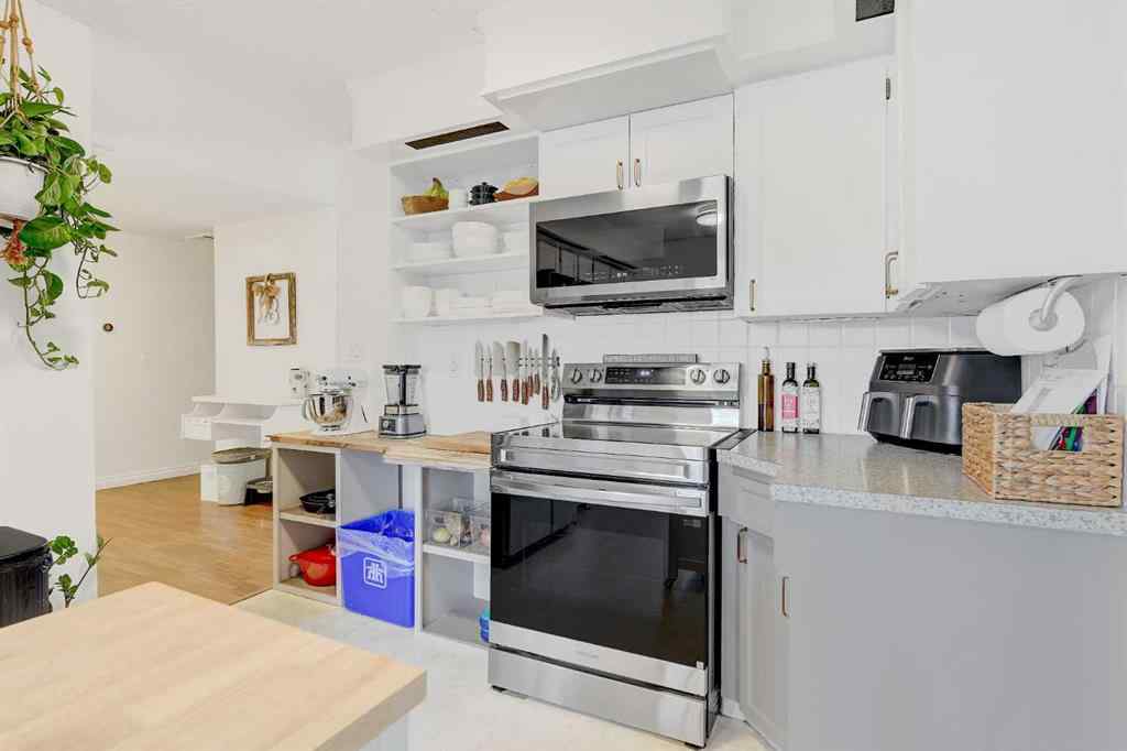 MLS® A2267128 - 6406 94A Street  in Country Club Estates Grande Prairie, Residential