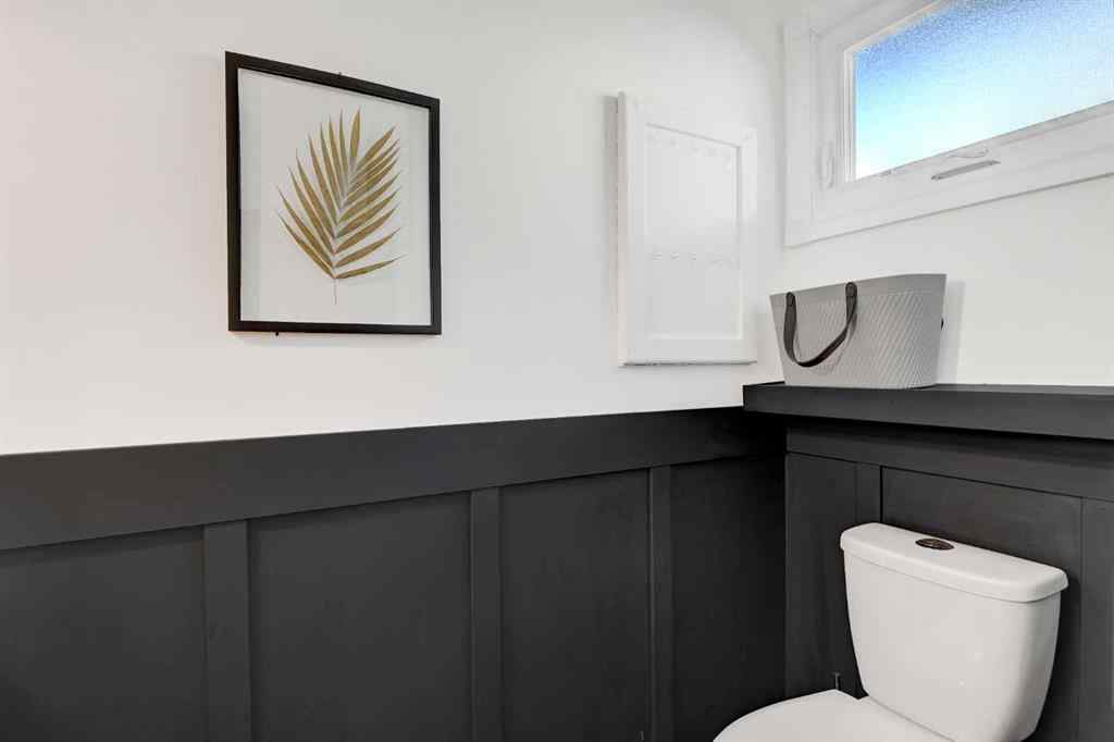 MLS® A2267128 - 6406 94A Street  in Country Club Estates Grande Prairie, Residential