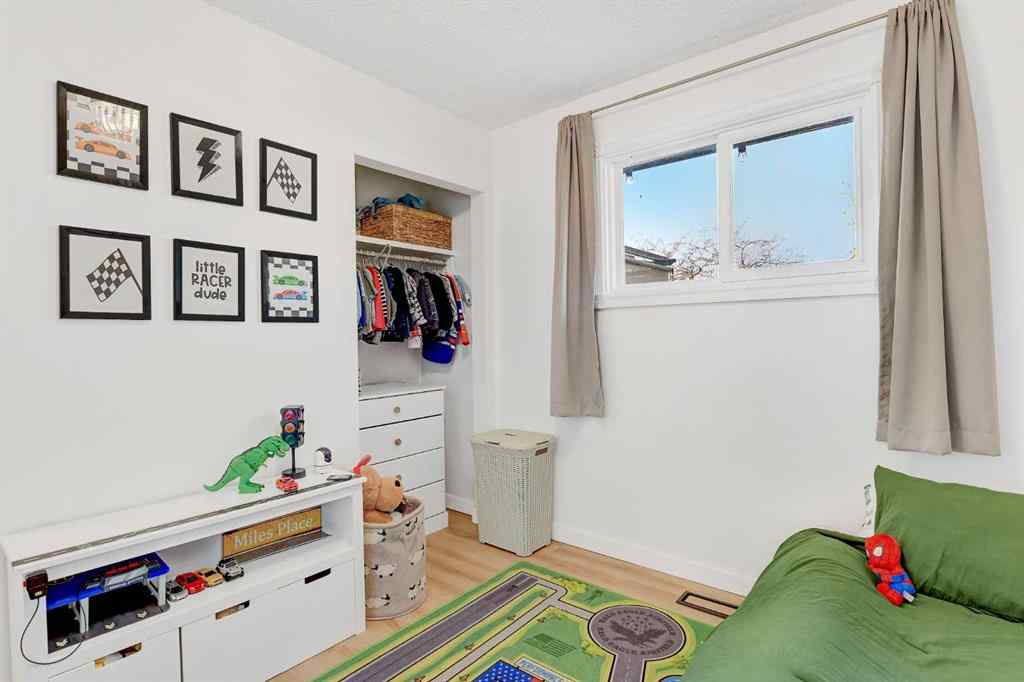 MLS® A2267128 - 6406 94A Street  in Country Club Estates Grande Prairie, Residential