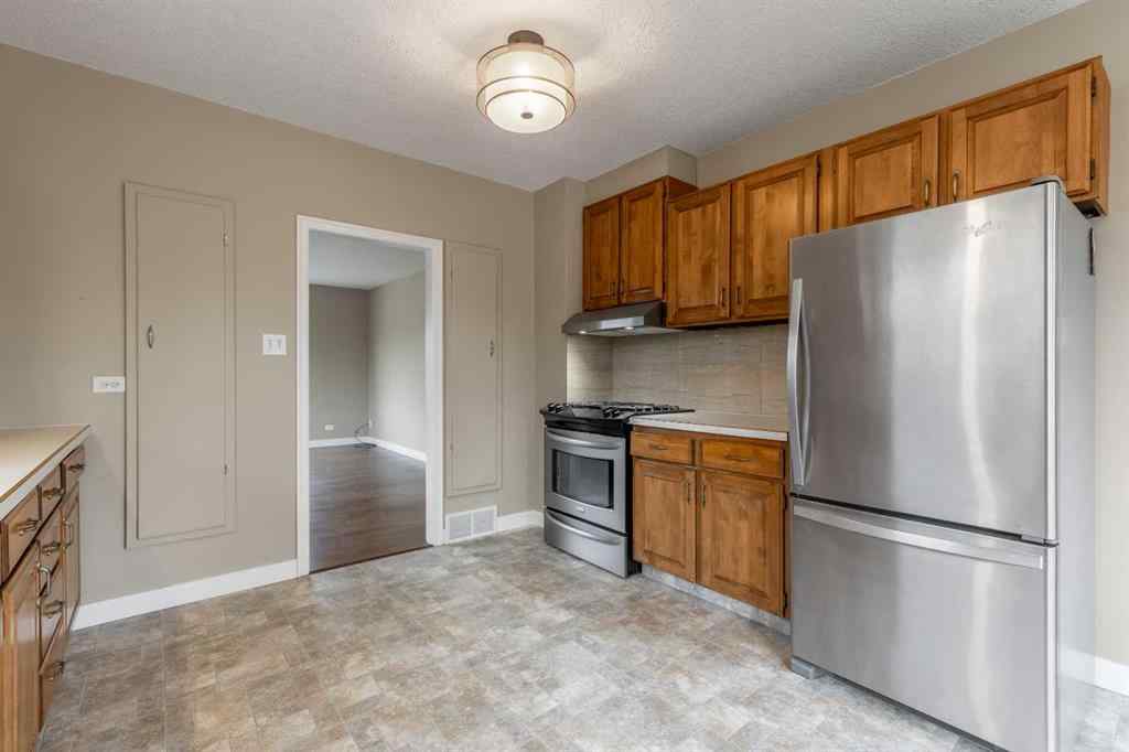 MLS® A2267131 - 315 Dieppe Boulevard S in Glendale Lethbridge, Residential
