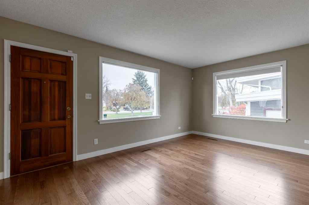 MLS® A2267131 - 315 Dieppe Boulevard S in Glendale Lethbridge, Residential