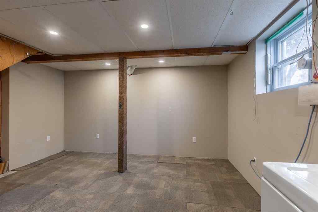 MLS® A2267131 - 315 Dieppe Boulevard S in Glendale Lethbridge, Residential