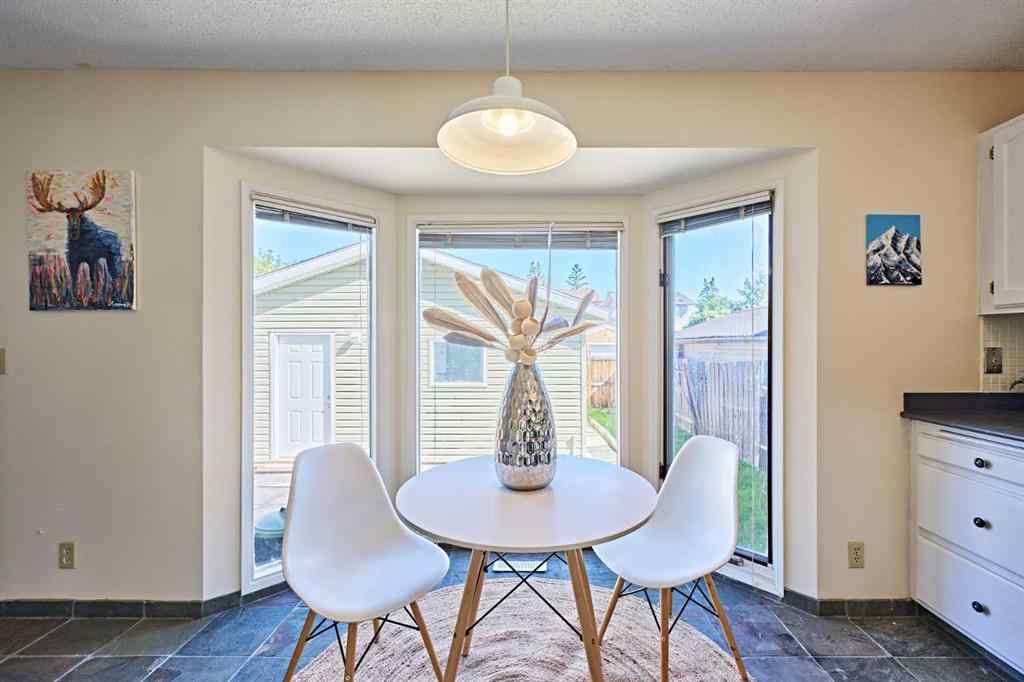 MLS® A2267132 - 16 Shawmeadows Crescent SW in Shawnessy Calgary, Residential