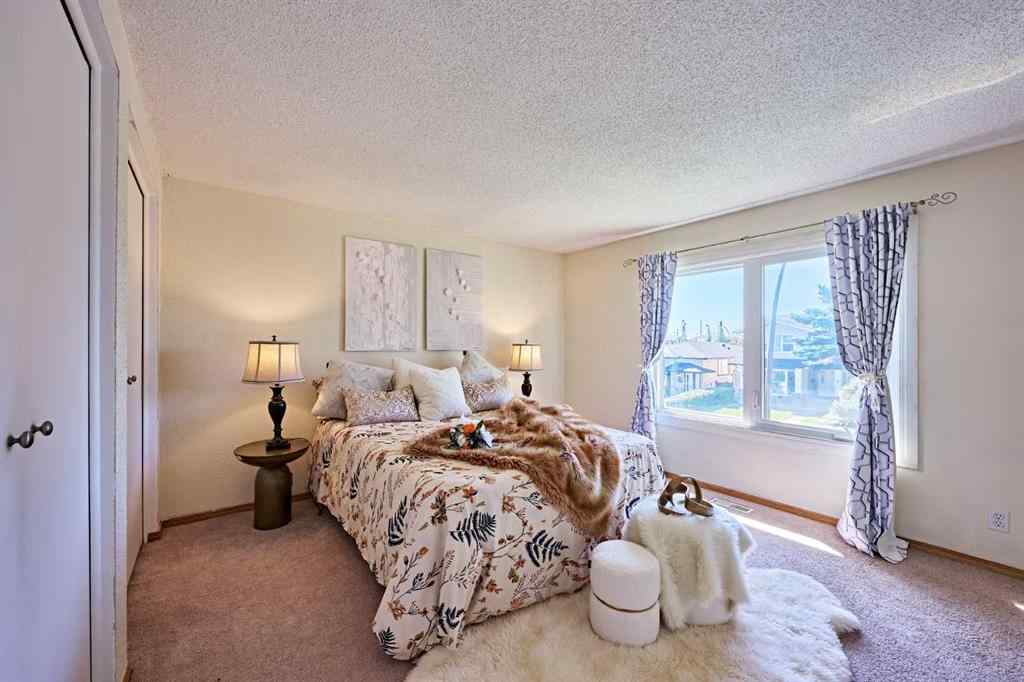 MLS® A2267132 - 16 Shawmeadows Crescent SW in Shawnessy Calgary, Residential