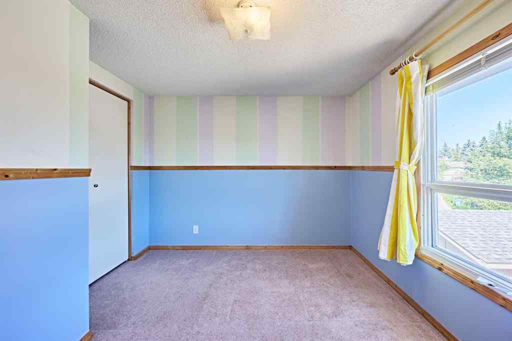 MLS® A2267132 - 16 Shawmeadows Crescent SW in Shawnessy Calgary, Residential