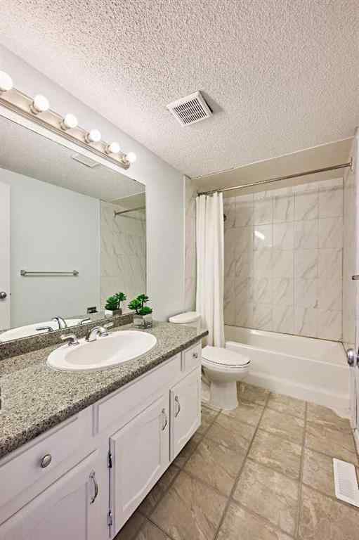 MLS® A2267132 - 16 Shawmeadows Crescent SW in Shawnessy Calgary, Residential