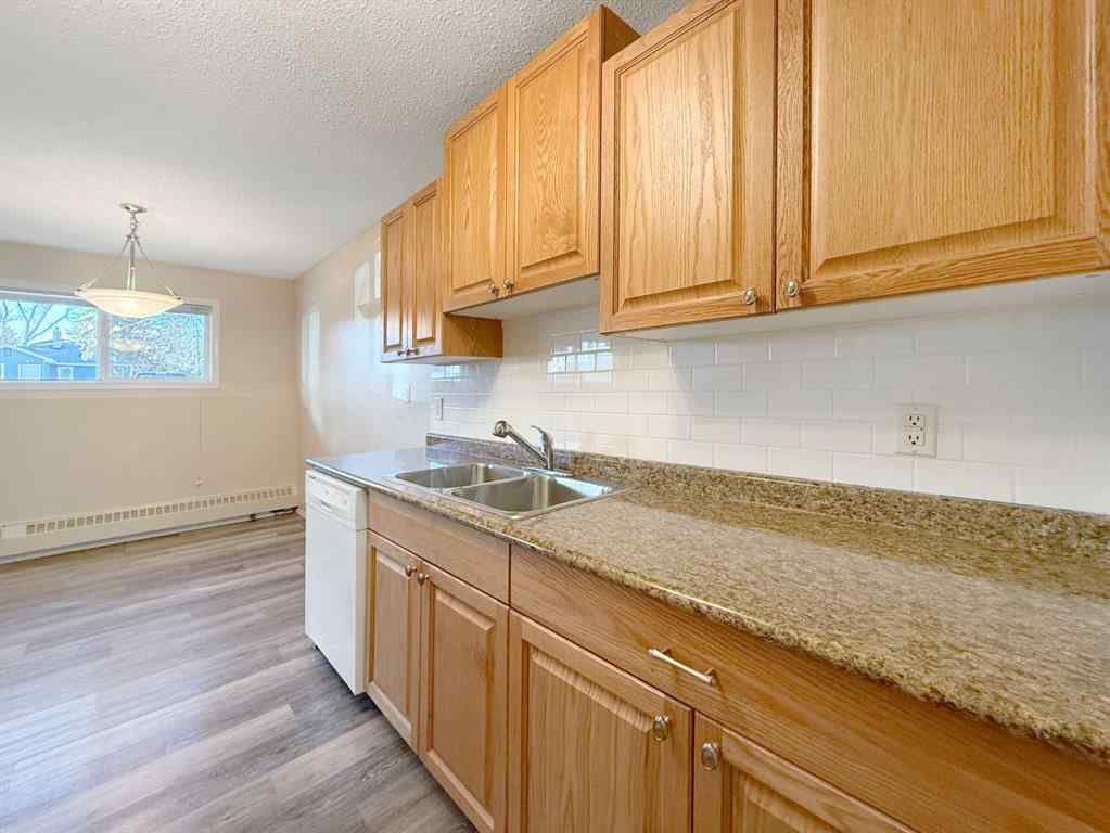 MLS® A2267133 - Unit #104 4808 45 Street  in Downtown East Stettler, Residential