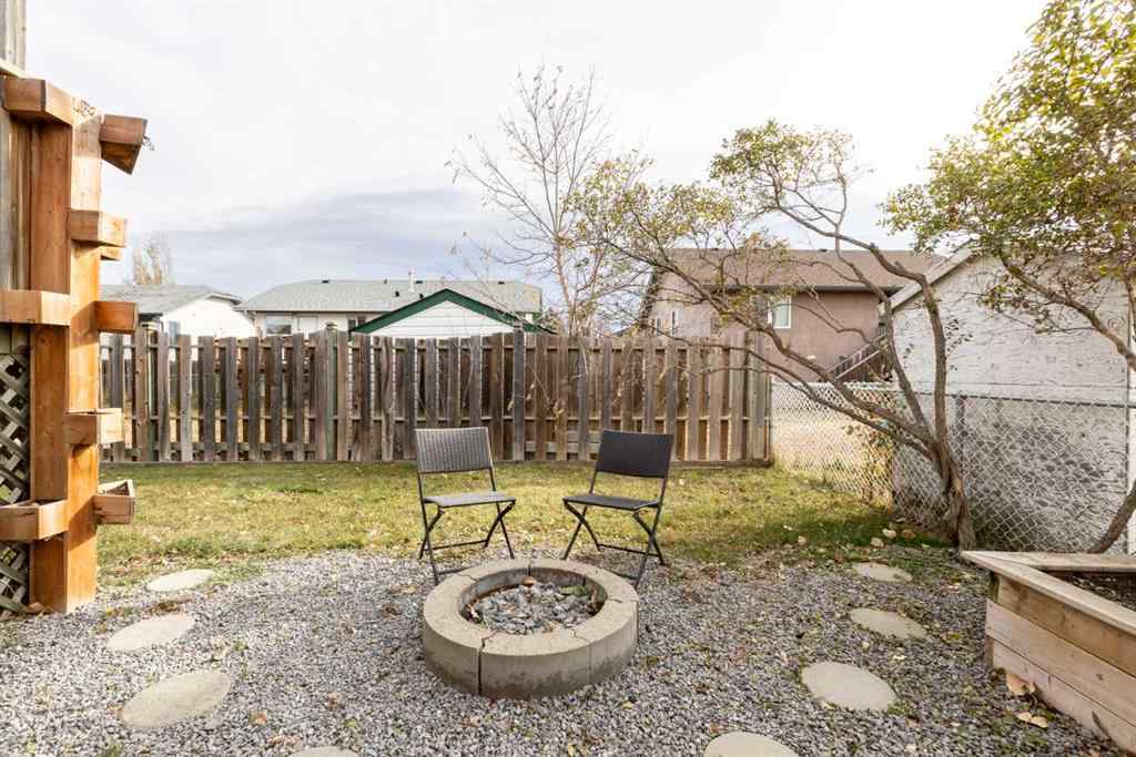 MLS® A2267135 - 5109 45 Street  in NONE Rimbey, Residential