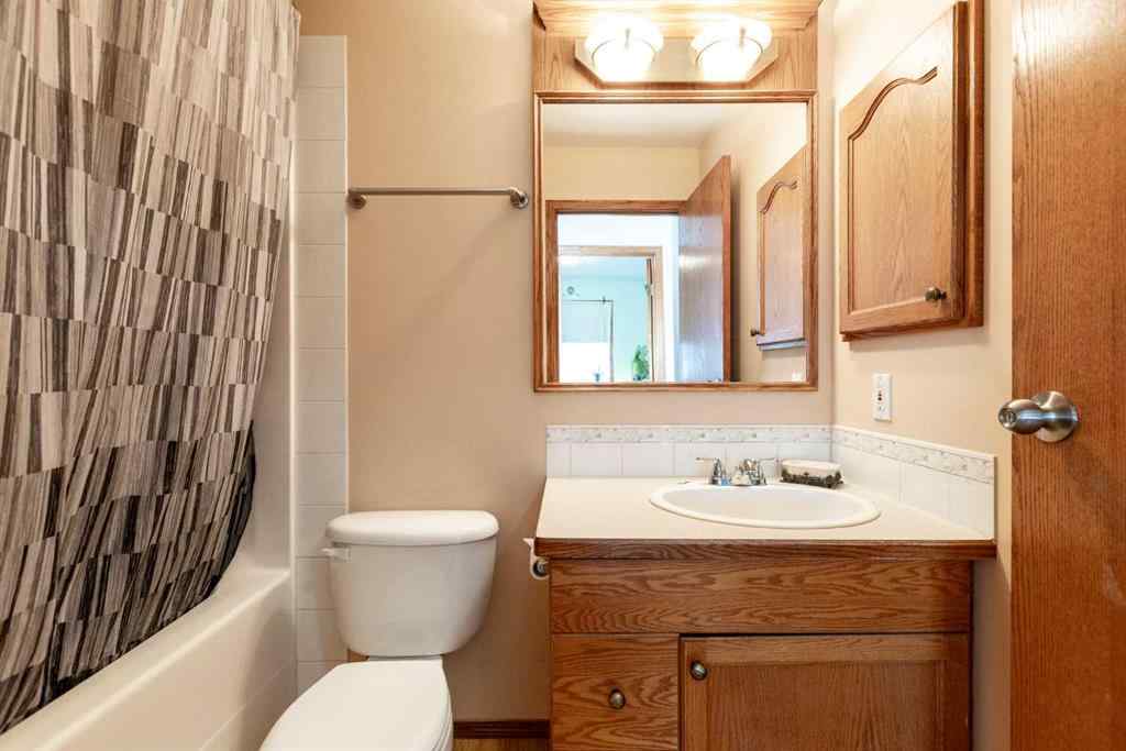 MLS® A2267135 - 5109 45 Street  in NONE Rimbey, Residential