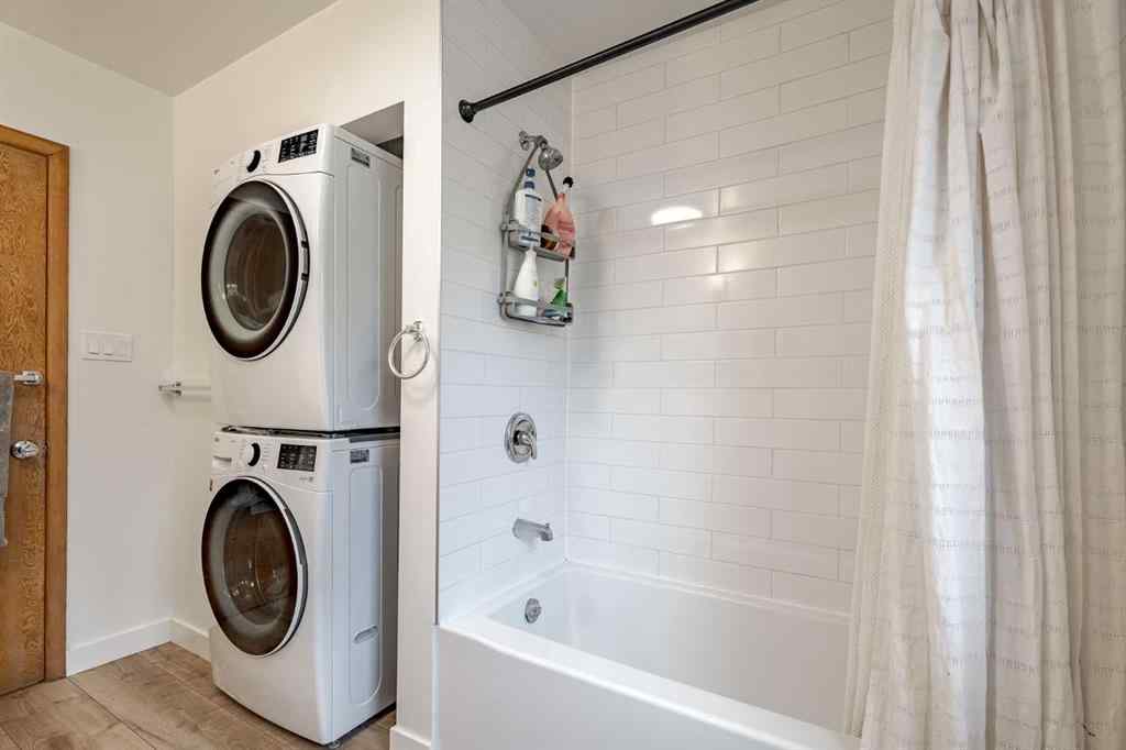 MLS® A2267138 - 414 7 Avenue NW in Sunnyside Calgary, Residential