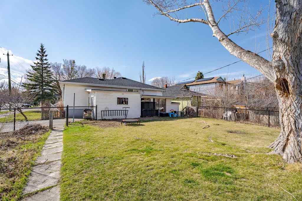 MLS® A2267138 - 414 7 Avenue NW in Sunnyside Calgary, Residential