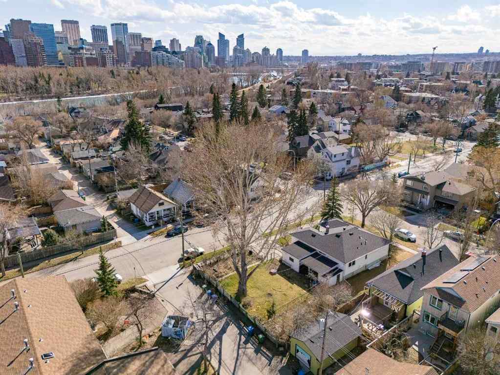 MLS® A2267138 - 414 7 Avenue NW in Sunnyside Calgary, Residential
