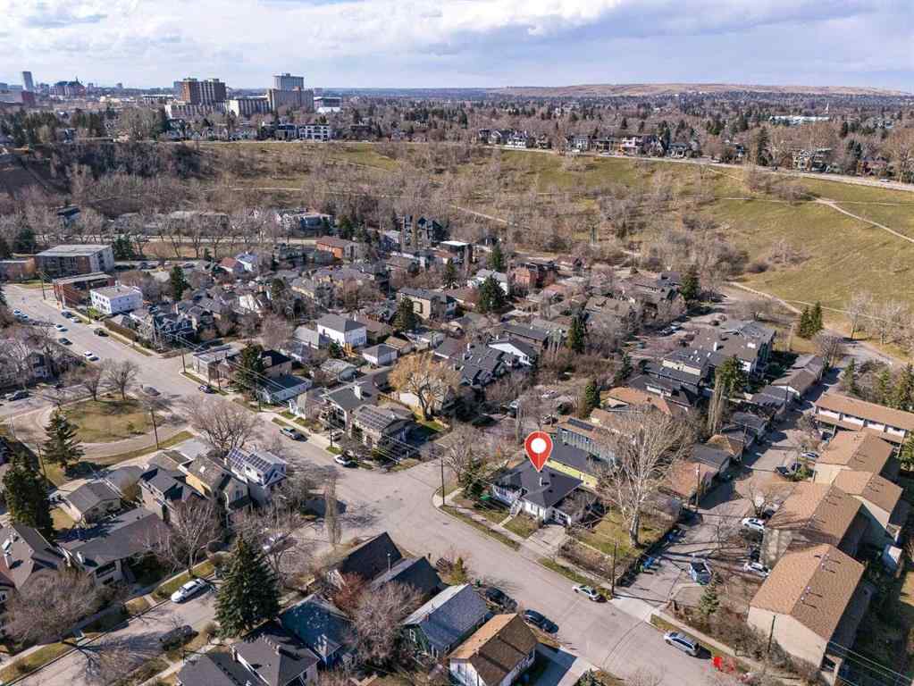 MLS® A2267138 - 414 7 Avenue NW in Sunnyside Calgary, Residential