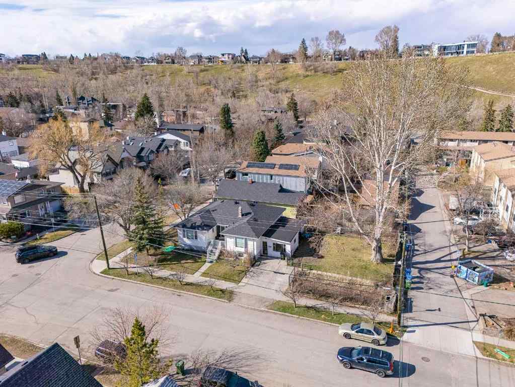 MLS® A2267138 - 414 7 Avenue NW in Sunnyside Calgary, Residential