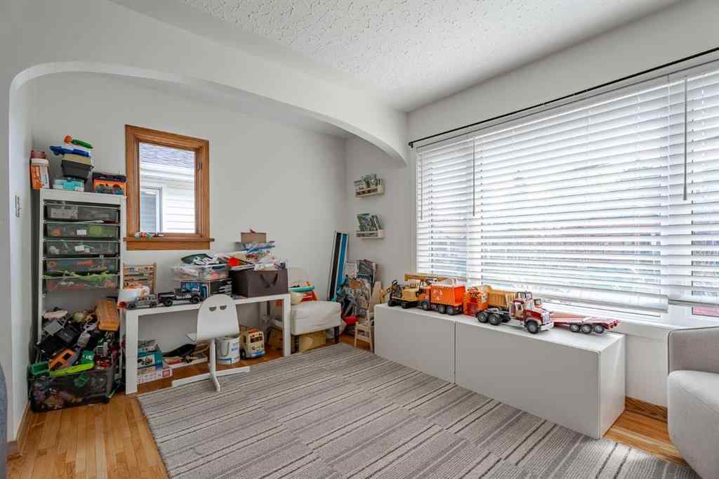 MLS® A2267138 - 414 7 Avenue NW in Sunnyside Calgary, Residential