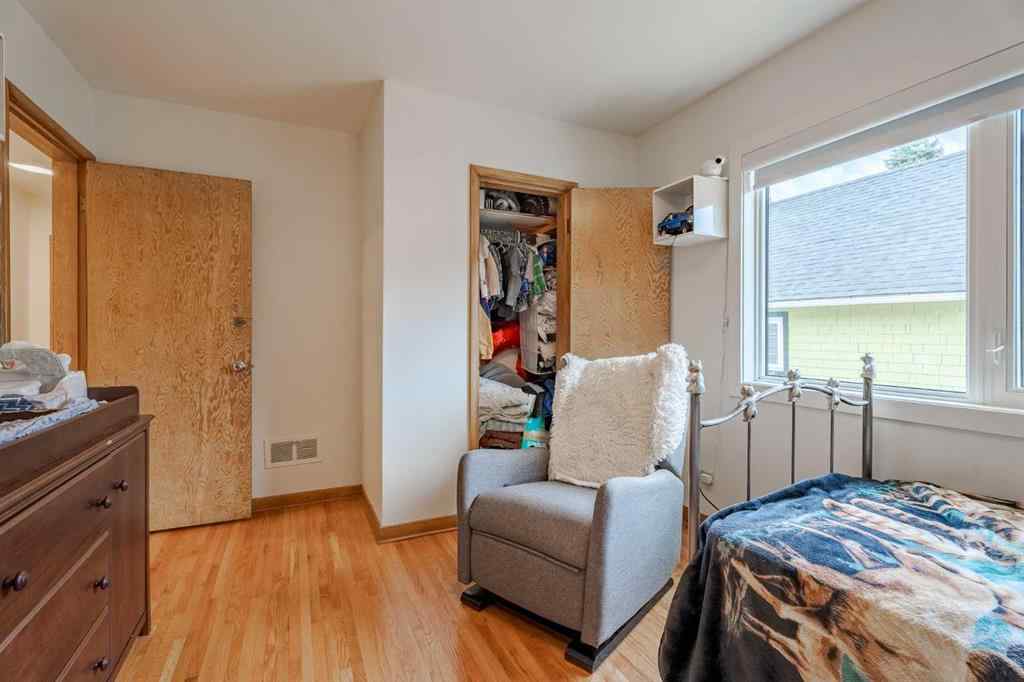 MLS® A2267138 - 414 7 Avenue NW in Sunnyside Calgary, Residential