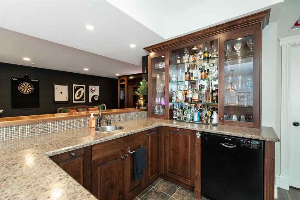 MLS® A2267139 - 5323 48 Street  in Madison Park Innisfail, Residential