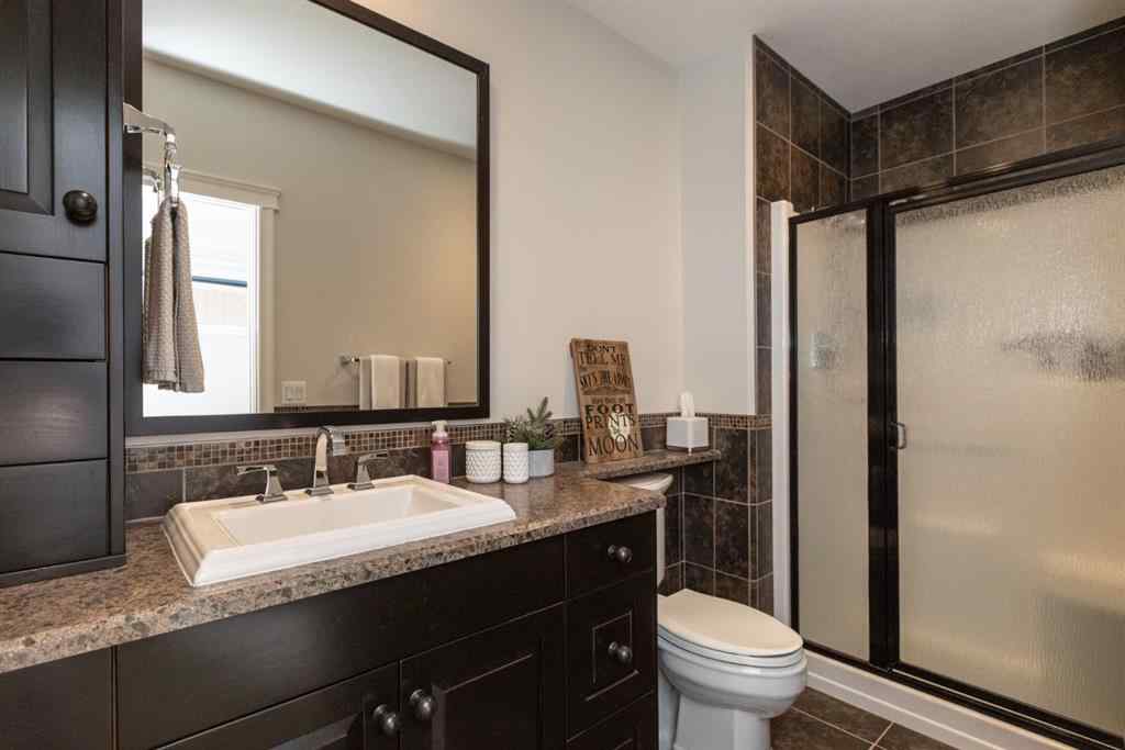 MLS® A2267139 - 5323 48 Street  in Madison Park Innisfail, Residential