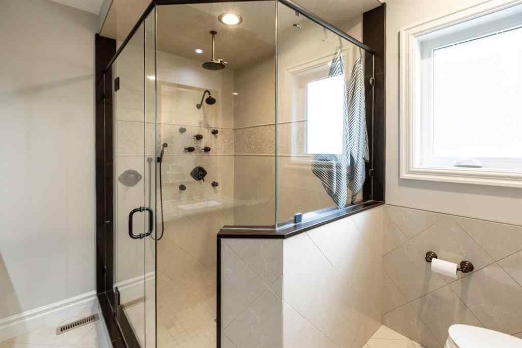 MLS® A2267139 - 5323 48 Street  in Madison Park Innisfail, Residential