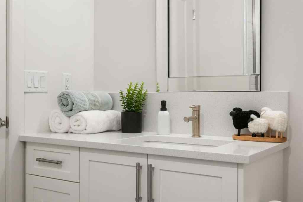 MLS® A2267140 - 218 Mitchell Heath NW in Glacier Ridge Calgary, Residential