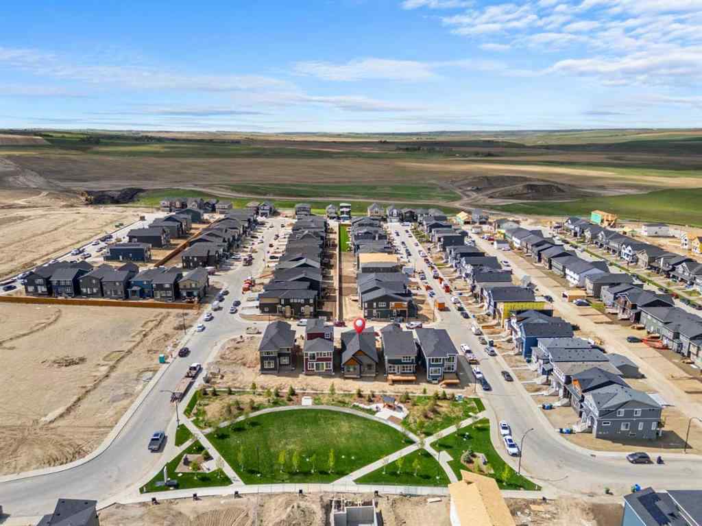 MLS® A2267140 - 218 Mitchell Heath NW in Glacier Ridge Calgary, Residential