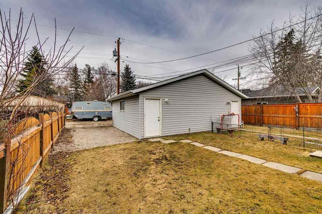 MLS® A2267141 - 522 & 524 27 Avenue NW in Mount Pleasant Calgary, Residential