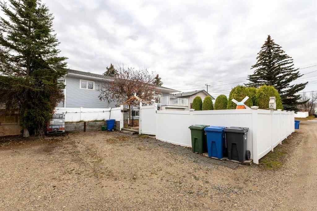 MLS® A2267145 - 4828 44 Street  in Central Innisfail Innisfail, Residential