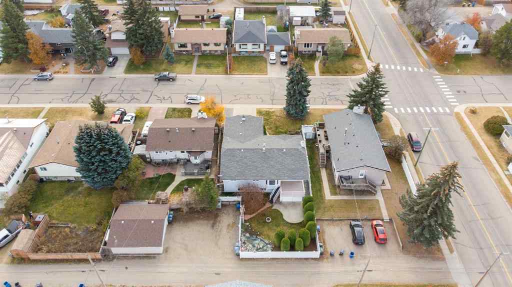 MLS® A2267145 - 4828 44 Street  in Central Innisfail Innisfail, Residential