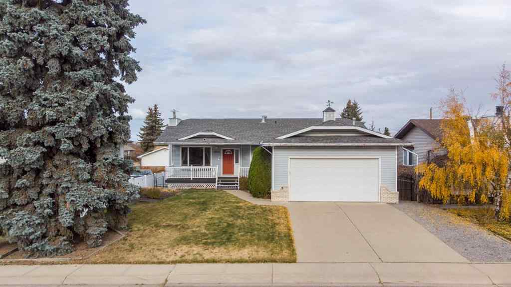 MLS® A2267145 - 4828 44 Street  in Central Innisfail Innisfail, Residential