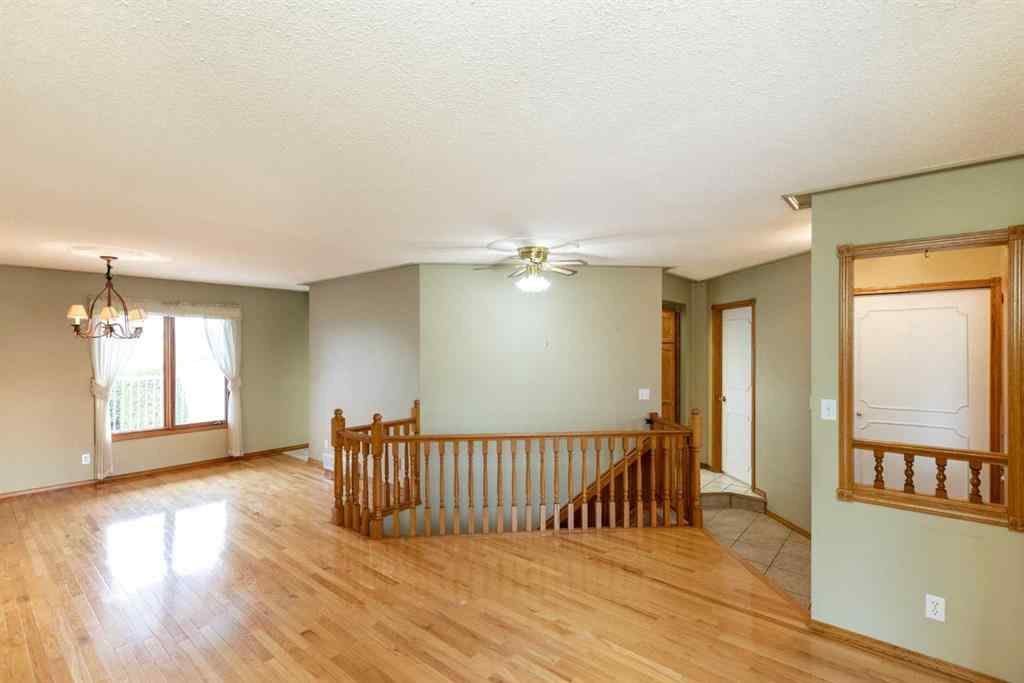 MLS® A2267145 - 4828 44 Street  in Central Innisfail Innisfail, Residential