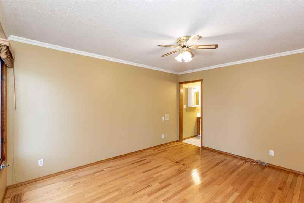 MLS® A2267145 - 4828 44 Street  in Central Innisfail Innisfail, Residential