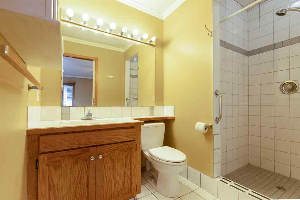 MLS® A2267145 - 4828 44 Street  in Central Innisfail Innisfail, Residential