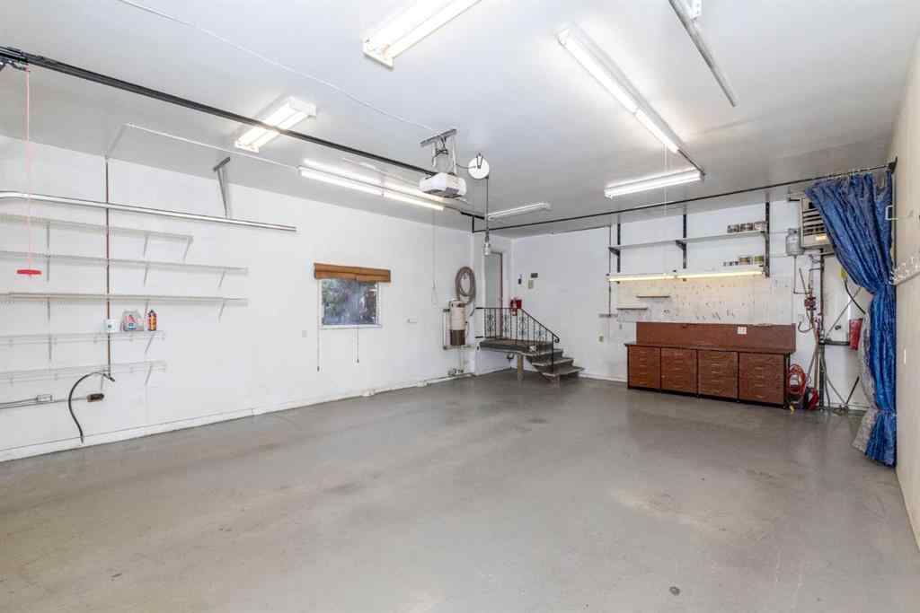 MLS® A2267145 - 4828 44 Street  in Central Innisfail Innisfail, Residential