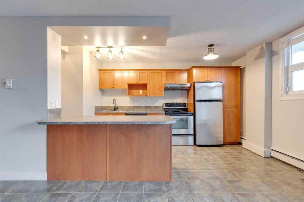 MLS® A2267146 - Unit #402 1027 Cameron Avenue SW in Lower Mount Royal Calgary, Residential