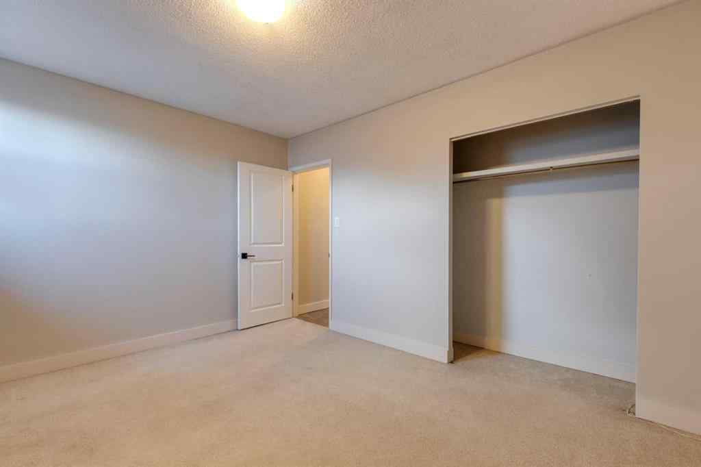 MLS® A2267146 - Unit #402 1027 Cameron Avenue SW in Lower Mount Royal Calgary, Residential