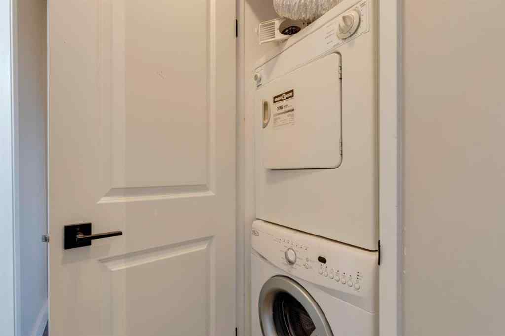 MLS® A2267146 - Unit #402 1027 Cameron Avenue SW in Lower Mount Royal Calgary, Residential