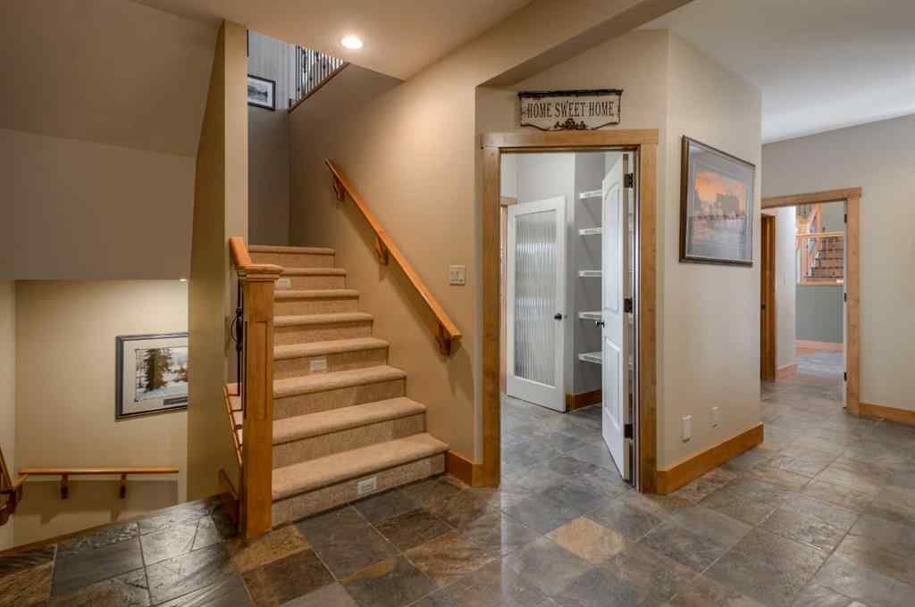 MLS® A2267147 - 210 Sandstone Place S in Southridge Lethbridge, Residential