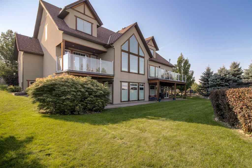 MLS® A2267147 - 210 Sandstone Place S in Southridge Lethbridge, Residential