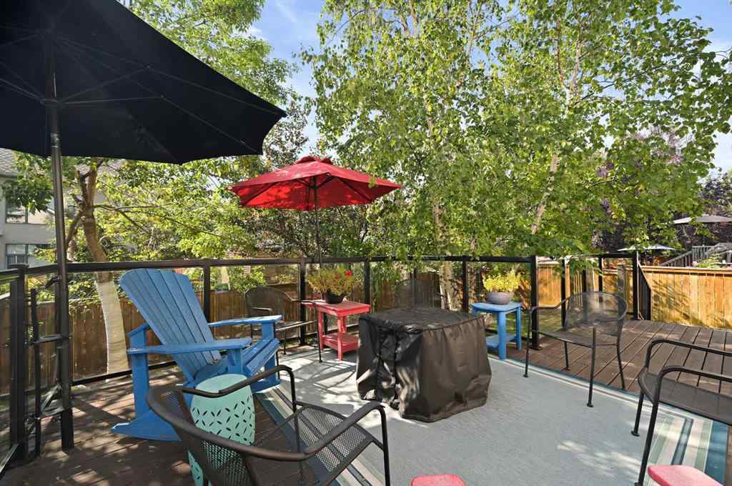 MLS® A2267148 - 41 Strathridge Crescent SW in Strathcona Park Calgary, Residential