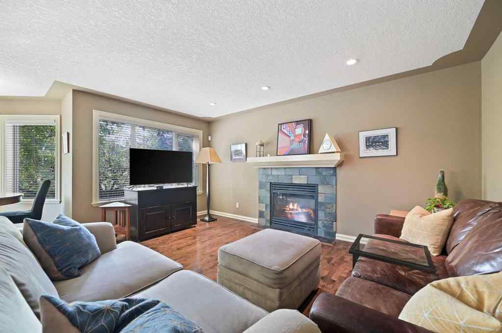 MLS® A2267148 - 41 Strathridge Crescent SW in Strathcona Park Calgary, Residential