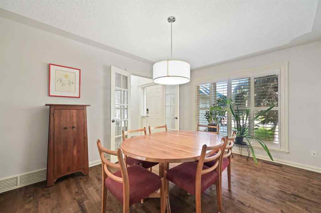 MLS® A2267148 - 41 Strathridge Crescent SW in Strathcona Park Calgary, Residential