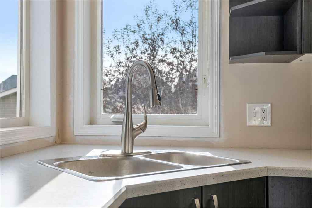 MLS® A2267152 - 141 Tuscany Valley Green  in Tuscany Calgary, Residential