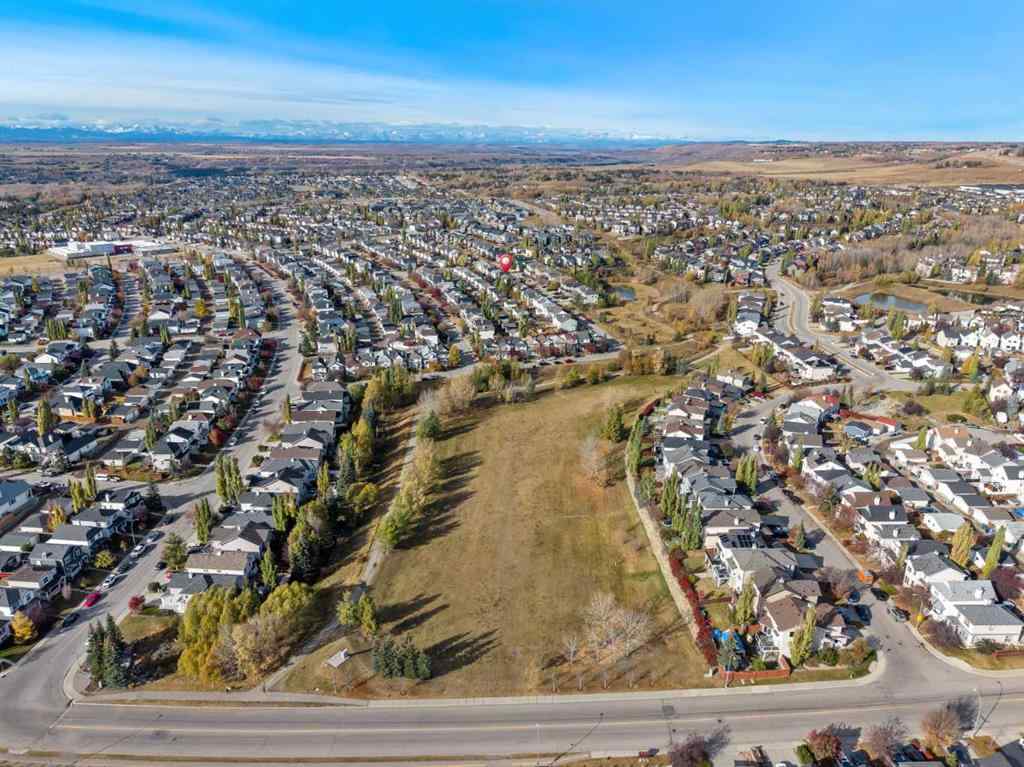 MLS® A2267152 - 141 Tuscany Valley Green  in Tuscany Calgary, Residential
