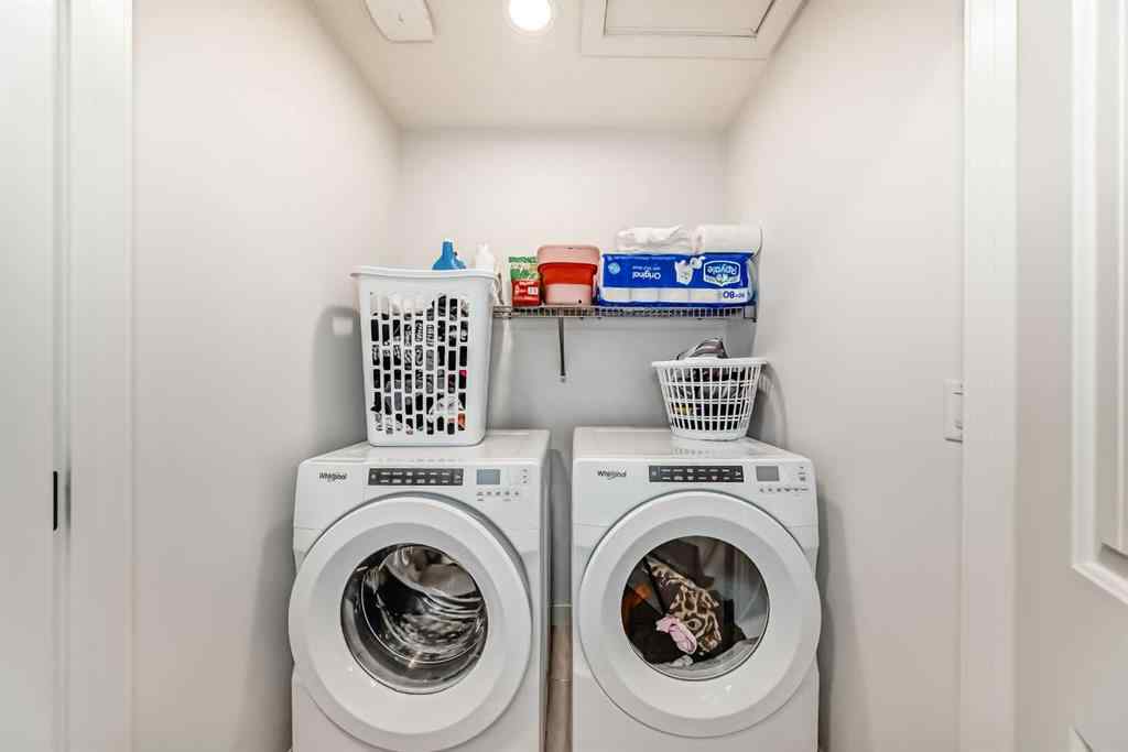 MLS® A2267156 - 109 Chelsea Glen   in Chelsea_CH Chestermere, Residential