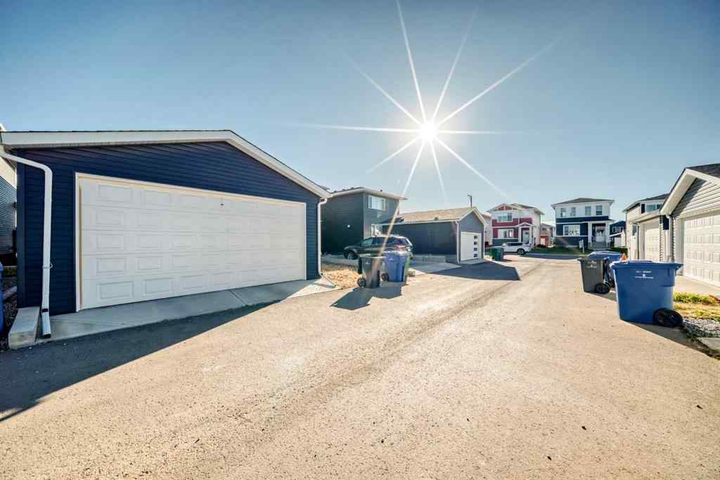 MLS® A2267156 - 109 Chelsea Glen   in Chelsea_CH Chestermere, Residential