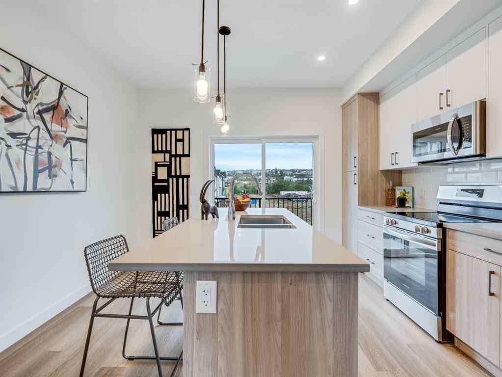 MLS® A2267158 - Unit #1305 200 SouthRidge Drive  in Westmount_OK Okotoks, Residential